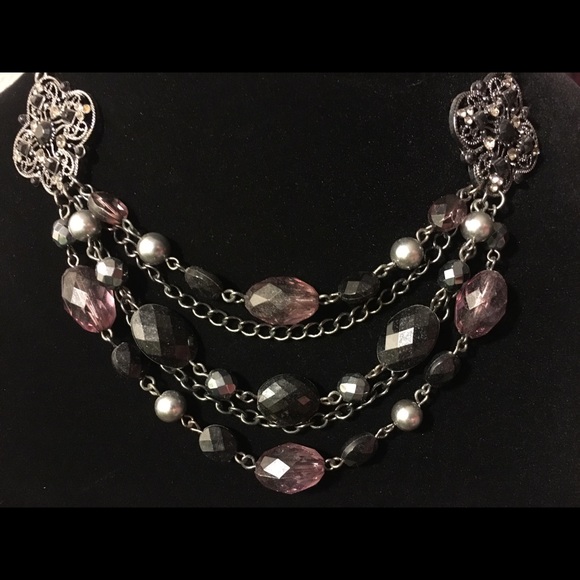 Jewelry - Vintage gorgeous necklace